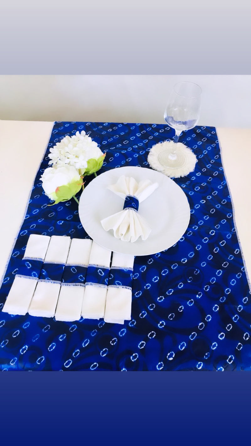 Set Linen & Wax Table Runner & Napkins